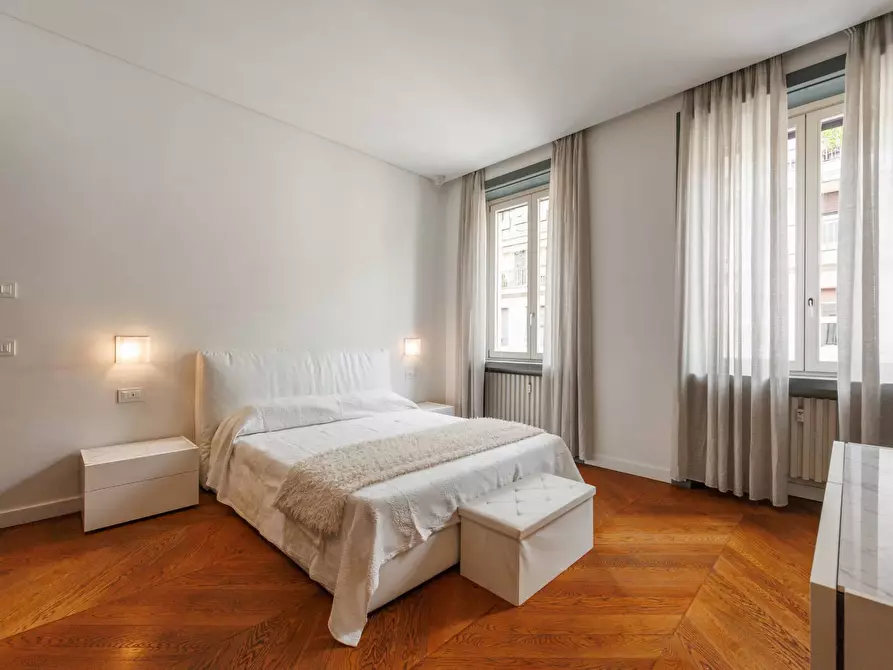 Immagine 32 di Appartamento in affitto  in Via Roma 305 a Torino