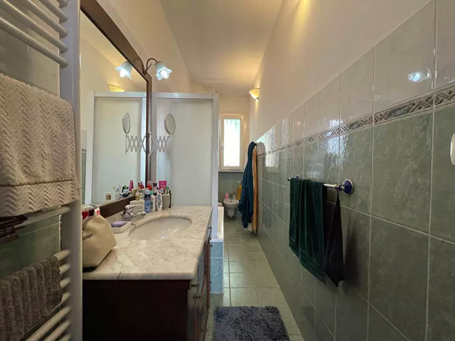Immagine 12 di Appartamento in vendita  in Via Crevacuore 45 a Torino