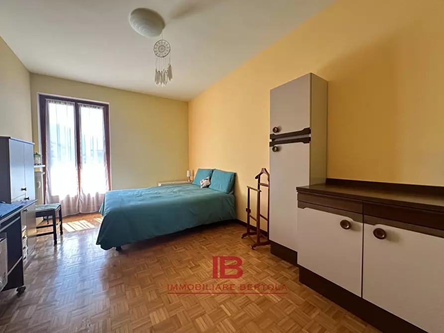 Immagine 14 di Appartamento in vendita  in Piazza Papa Giovanni 4 a Dronero