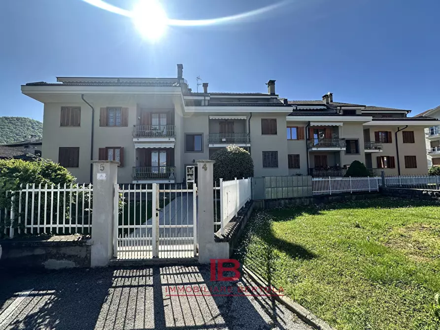 Immagine 26 di Appartamento in vendita  in Piazza Papa Giovanni 4 a Dronero