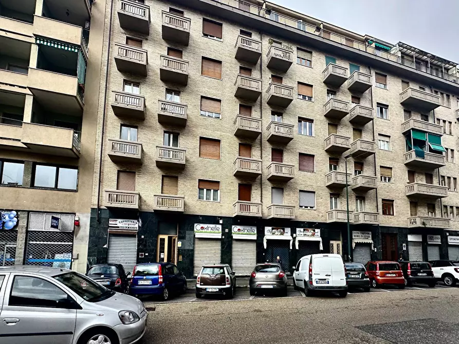 Immagine 32 di Appartamento in vendita  in Via Tunisi 122 a Torino