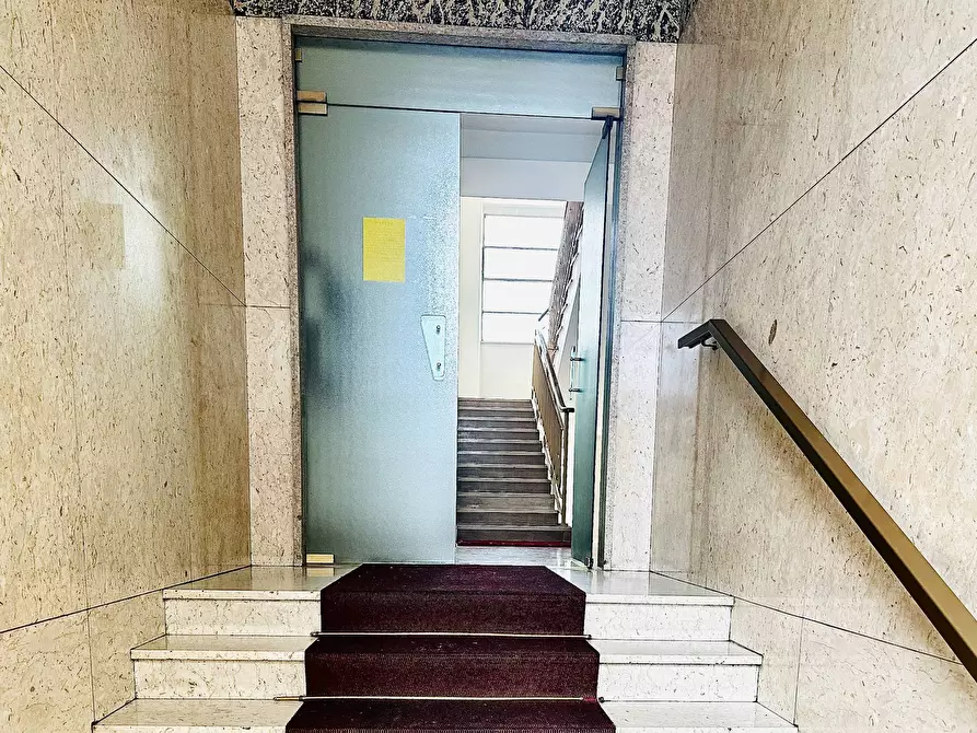 Immagine 30 di Appartamento in vendita  in Via Tunisi 122 a Torino