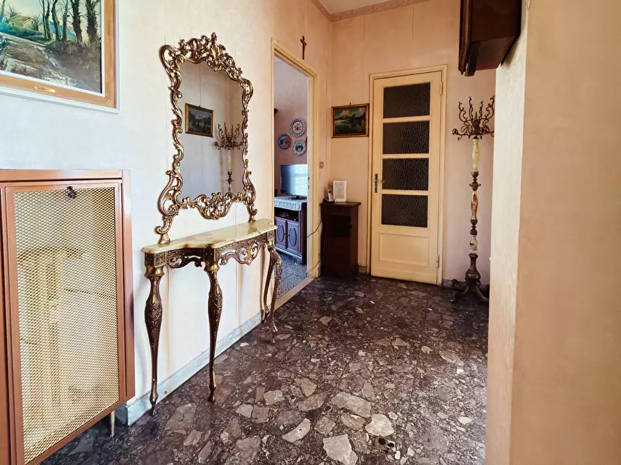Immagine 2 di Appartamento in vendita  in Via Tunisi 122 a Torino
