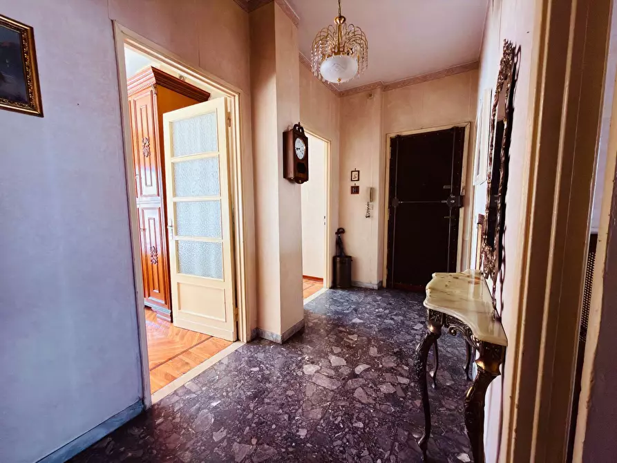 Immagine 4 di Appartamento in vendita  in Via Tunisi 122 a Torino