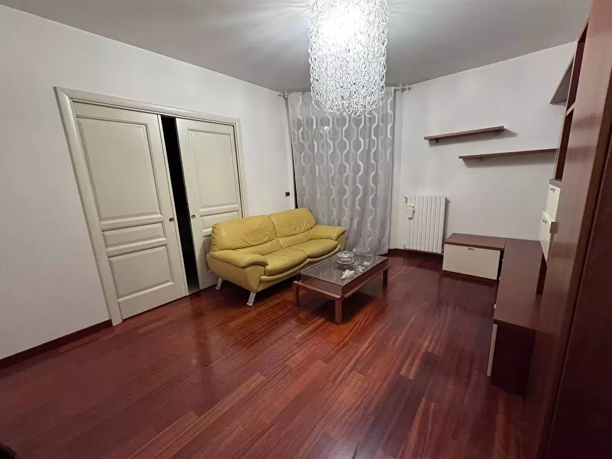 Immagine 2 di Appartamento in affitto  in Via Donizetti 4 a Collegno