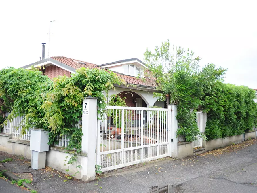 Immagine 55 di Villa in vendita  in Via Pigafetta 7 a Almese