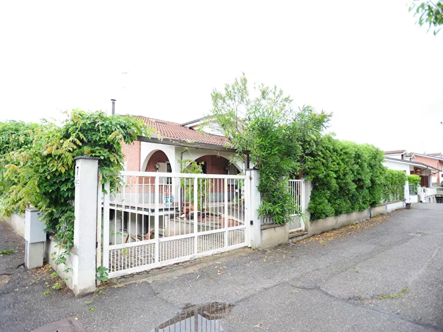 Immagine 4 di Villa in vendita  in Via Pigafetta 7 a Almese