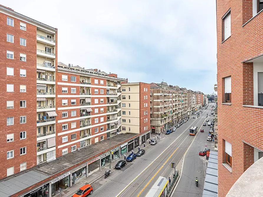 Immagine 32 di Appartamento in vendita  in Corso Giulio Cesare 67 a Torino