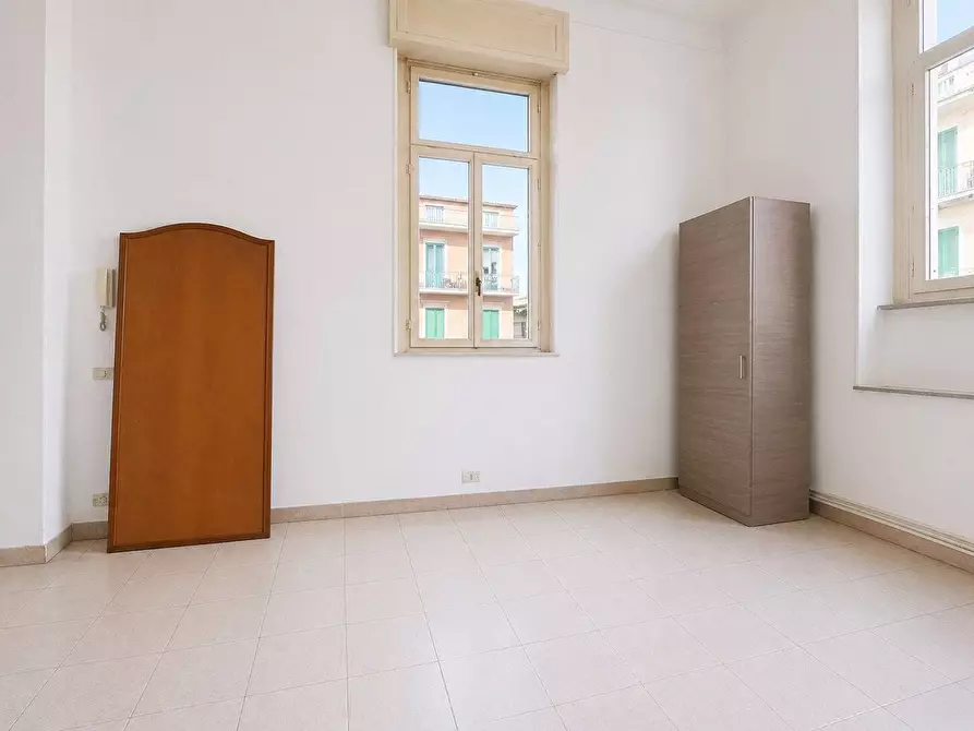Immagine 3 di Ufficio in vendita  in Via Claudio Beaumont 37 a Torino