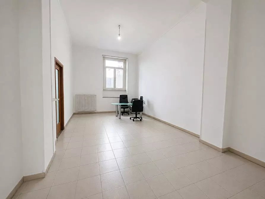 Immagine 8 di Ufficio in vendita  in Via Claudio Beaumont 37 a Torino