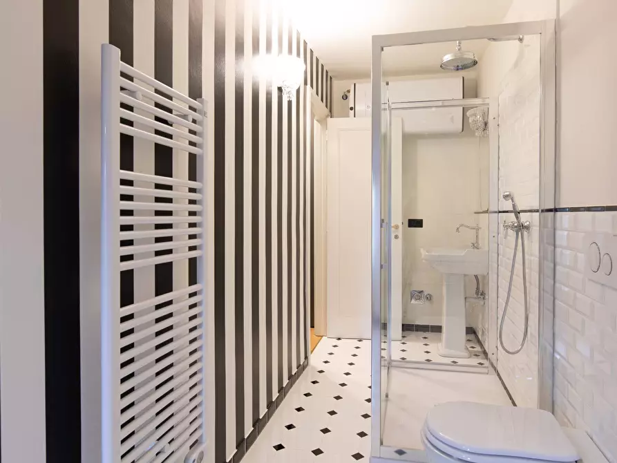 Immagine 14 di Appartamento in affitto  in Via Carlo Alberto 4 a Torino