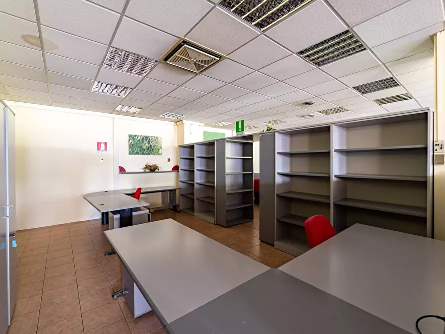 Immagine 13 di Ufficio in affitto  in Via Zante a Milano