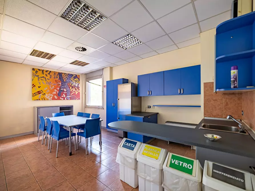 Immagine 22 di Ufficio in affitto  in Via Zante a Milano