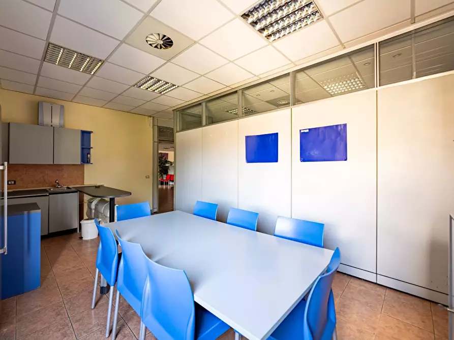 Immagine 23 di Ufficio in affitto  in Via Zante a Milano