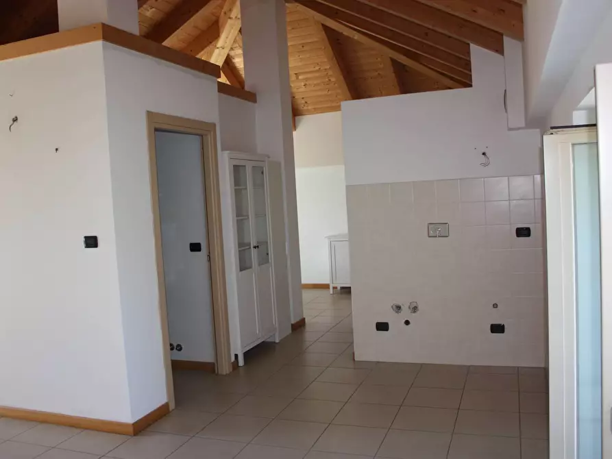 Immagine 5 di Appartamento in affitto  in Via Maestra 33 a Andezeno