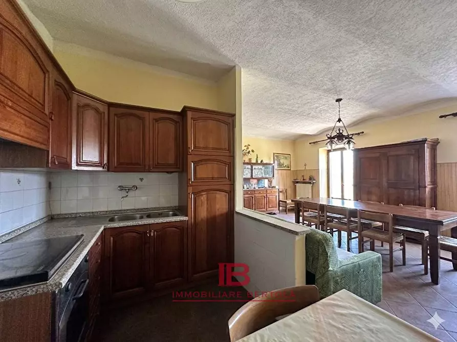 Immagine 9 di Casa indipendente in vendita  in Via Zumaglia 5 a Cuneo