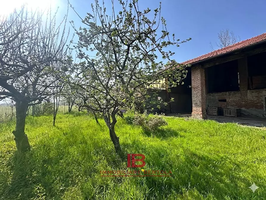 Immagine 3 di Casa indipendente in vendita  in Via Zumaglia 5 a Cuneo