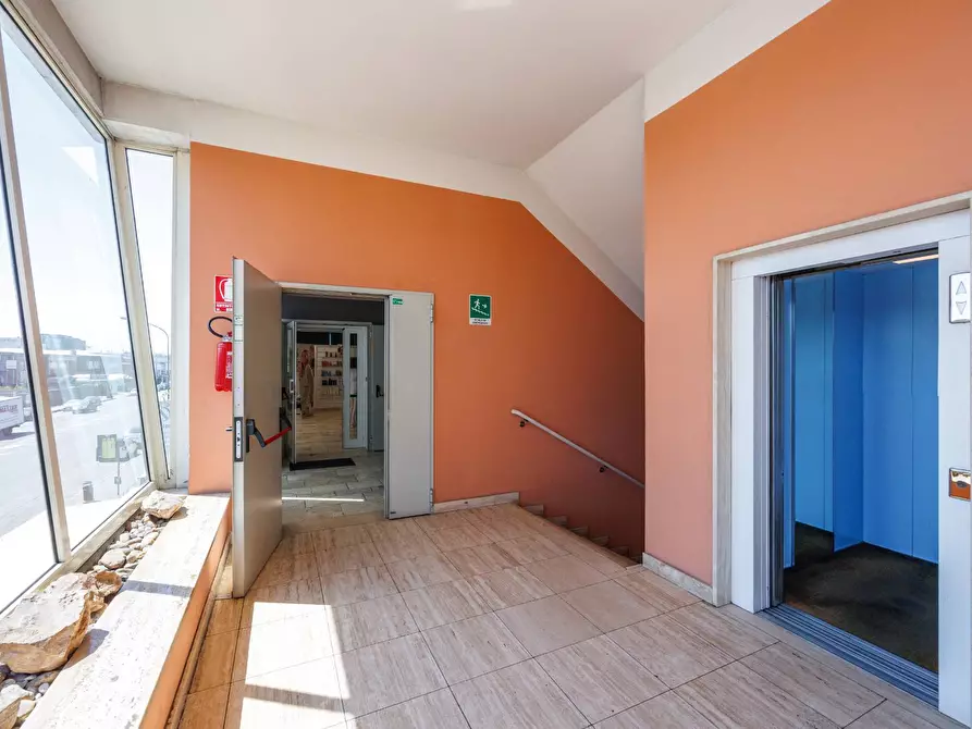 Immagine 3 di Ufficio in affitto  in Via Guglielmo Reiss Romoli a Torino