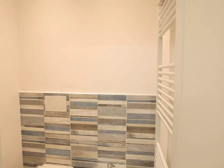 Immagine 17 di Appartamento in vendita  in Via Sant'anselmo 11 a Torino