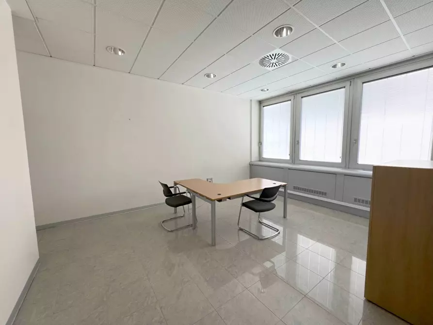 Immagine 10 di Ufficio in affitto  in corso Roma 17 a Moncalieri