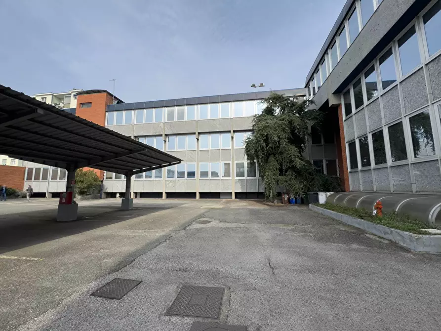 Immagine 3 di Ufficio in affitto  in corso Roma 17 a Moncalieri