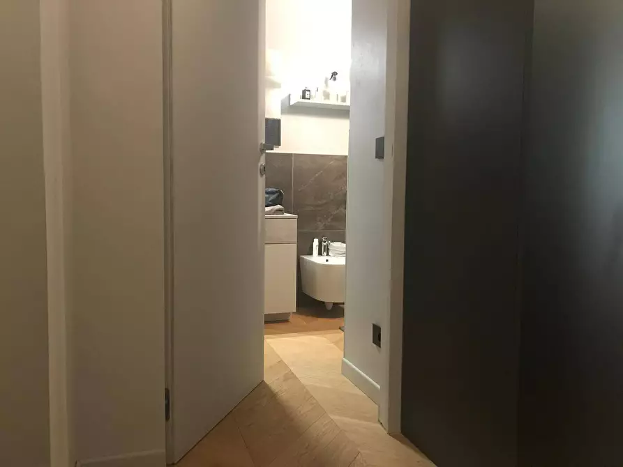 Immagine 6 di Appartamento in affitto  in Via Giuseppe Luigi Lagrange a Torino