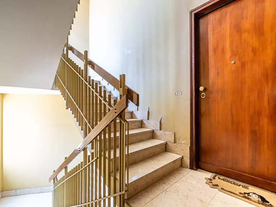 Immagine 4 di Appartamento in vendita  in Corso Sebastopoli 259 a Torino