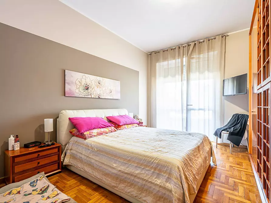 Immagine 19 di Appartamento in vendita  in Corso Sebastopoli 259 a Torino