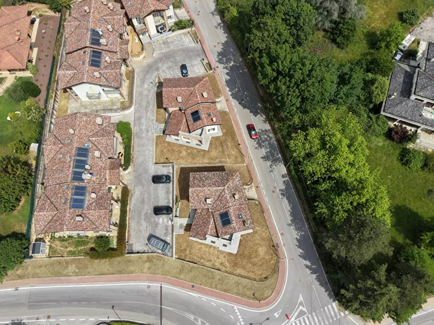 Immagine 29 di Appartamento in vendita  in strada Pracarbone a Villanova Mondovì