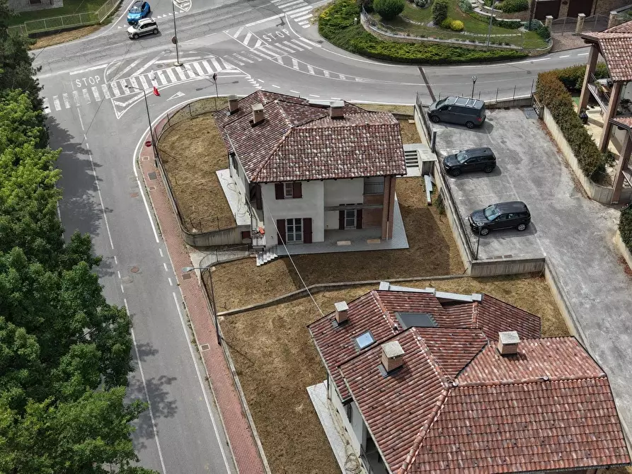 Immagine 31 di Villa in vendita  in strada Pracarbone a Villanova Mondovì