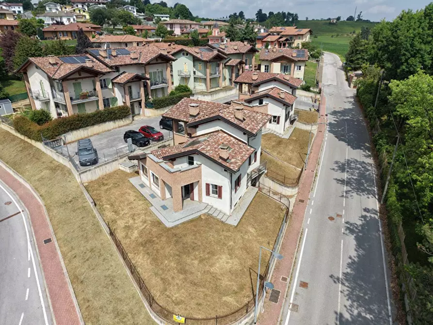 Immagine 28 di Villa in vendita  in strada Pracarbone a Villanova Mondovì