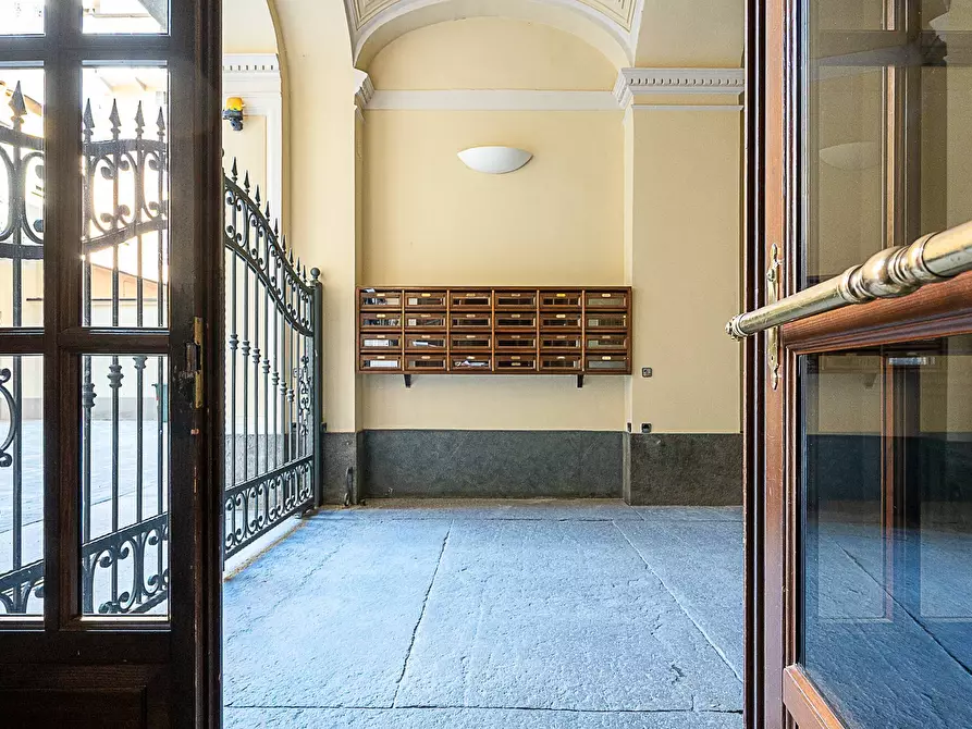 Immagine 37 di Loft/Open space in affitto  in Via Vincenzo Bellini 6 a Torino