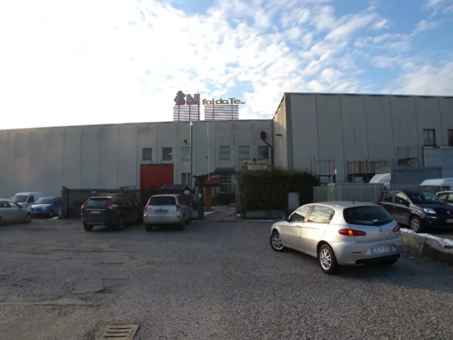 Immagine 2 di Capannone industriale in affitto  in corso lombardia 71 a San Mauro Torinese