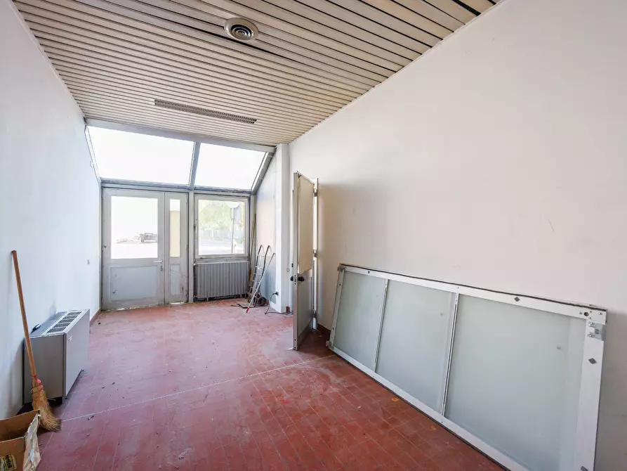 Immagine 48 di Ufficio in affitto  in Via Liguria a Borgaro Torinese