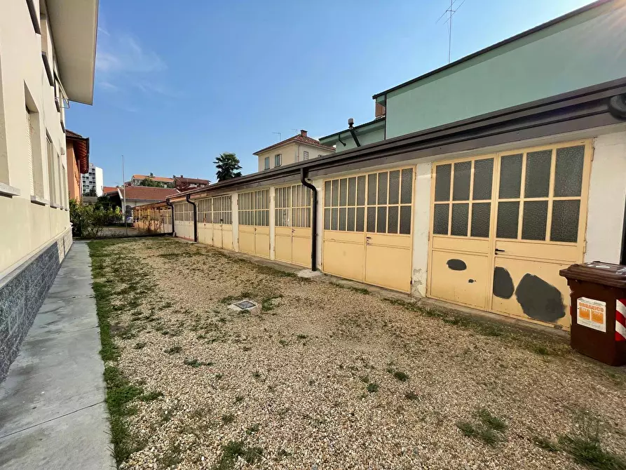 Immagine 36 di Appartamento in vendita  in Via Puccini 3 a Collegno