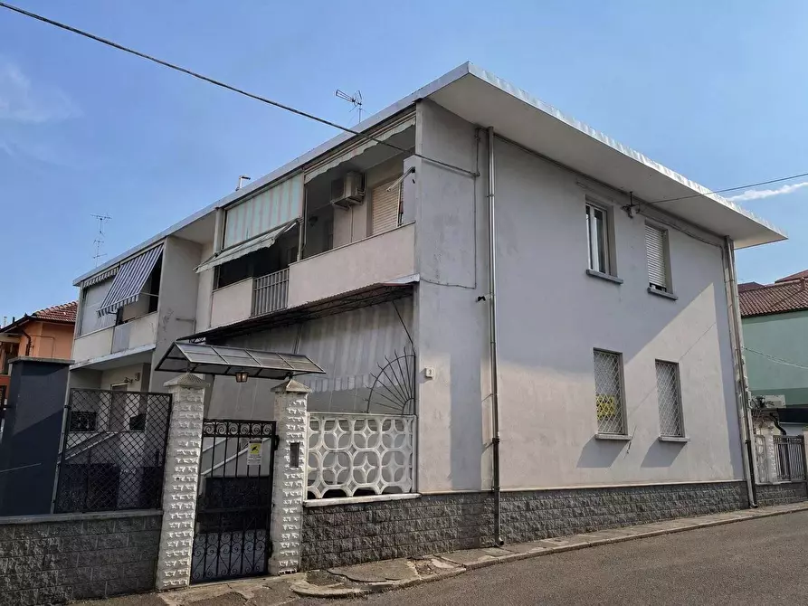 Immagine 1 di Appartamento in vendita  in Via Puccini 3 a Collegno
