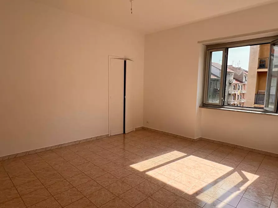 Immagine 9 di Appartamento in vendita  in Via Borgosesia 103 a Torino