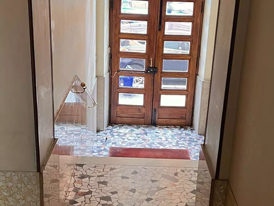 Immagine 19 di Appartamento in vendita  in Via Borgosesia 103 a Torino