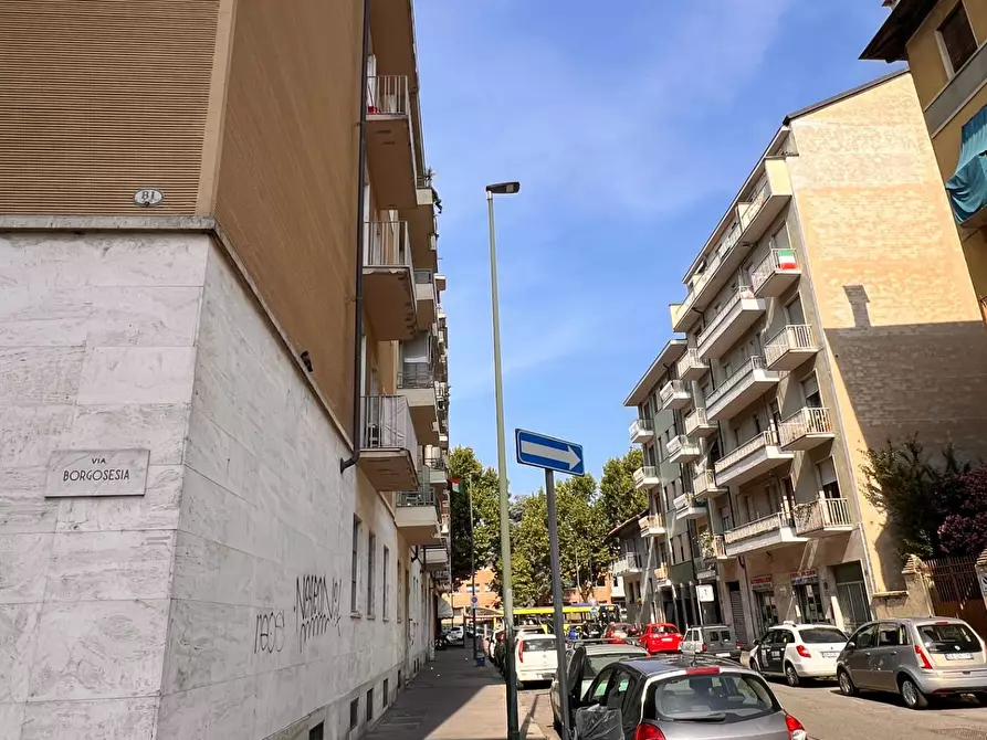 Immagine 21 di Appartamento in vendita  in Via Borgosesia 103 a Torino