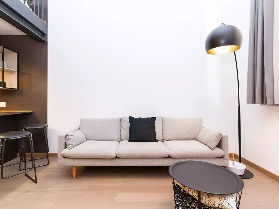 Immagine 2 di Loft/Open space in affitto  in Corso Verona a Torino