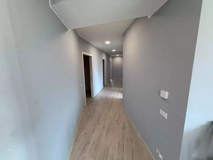Immagine 9 di Ufficio in vendita  in Via Marconi 57 a Bruino
