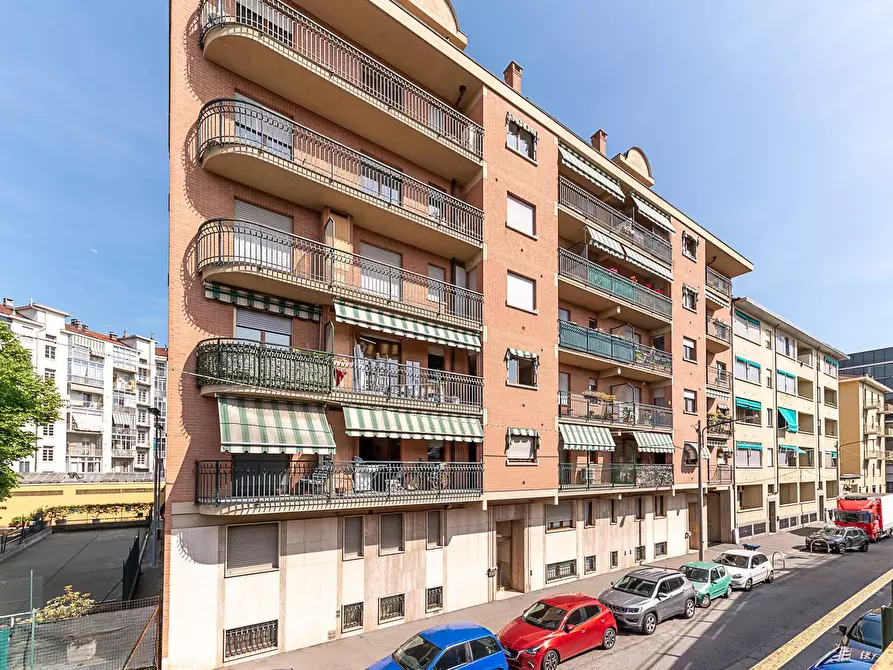 Immagine 1 di Magazzino in affitto  in Via Luigi Pagliani 19 a Torino