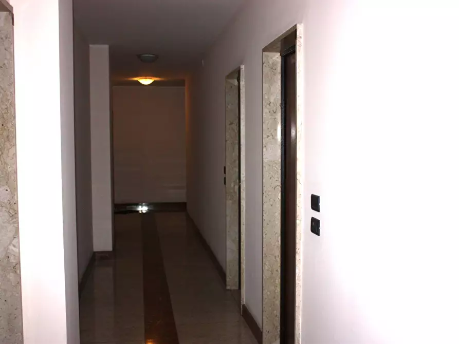 Immagine 15 di Magazzino in affitto  in Via Luigi Pagliani 19 a Torino