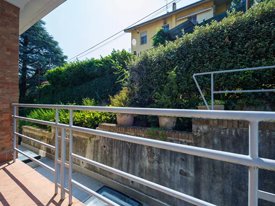 Immagine 29 di Villa in affitto  in Strada Del Cantello 24 a Torino