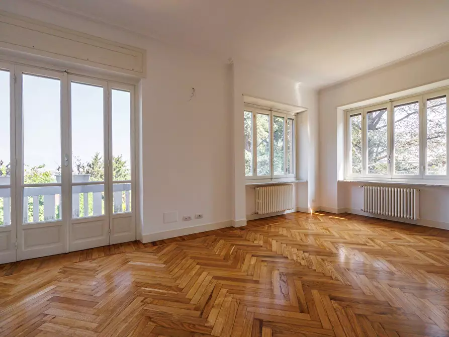 Immagine 19 di Villa in affitto  in Strada Del Cantello 24 a Torino
