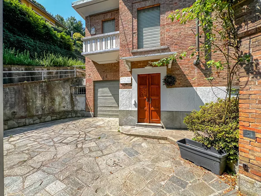 Immagine 45 di Villa in affitto  in Strada Del Cantello 24 a Torino