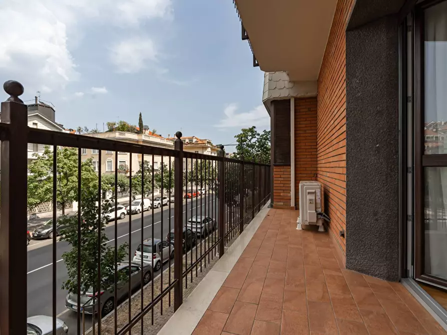 Immagine 8 di Appartamento in affitto  in Via Monte Rosa 61 a Milano