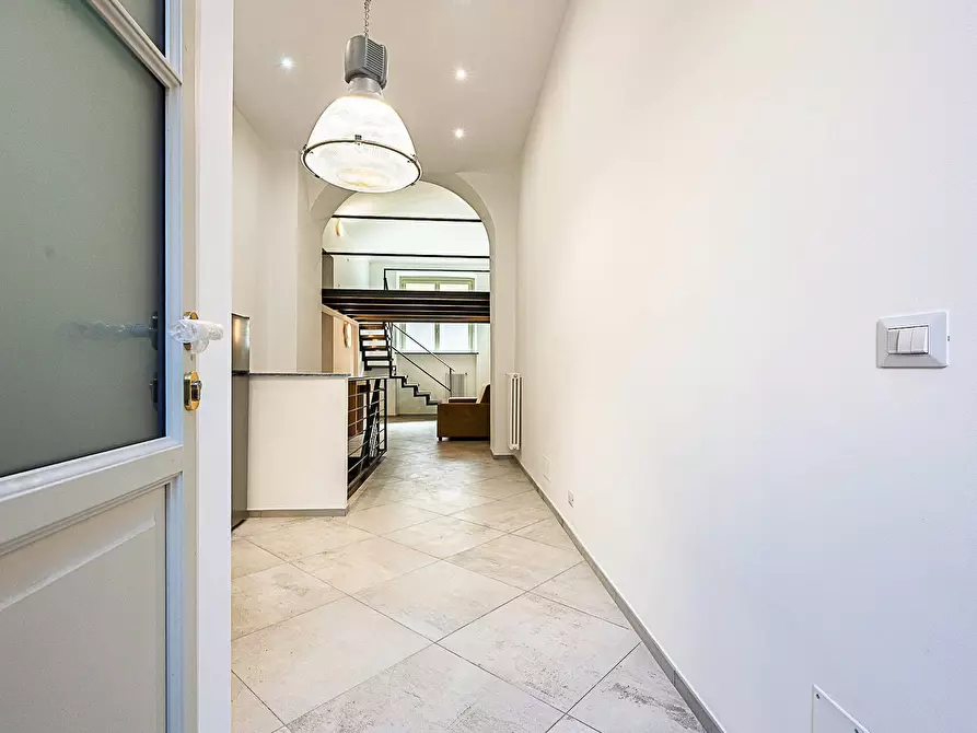 Immagine 9 di Loft/Open space in vendita  in Via Vincenzo Bellini 6 a Torino