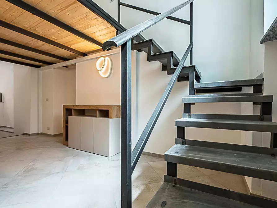 Immagine 17 di Loft/Open space in vendita  in Via Vincenzo Bellini 6 a Torino