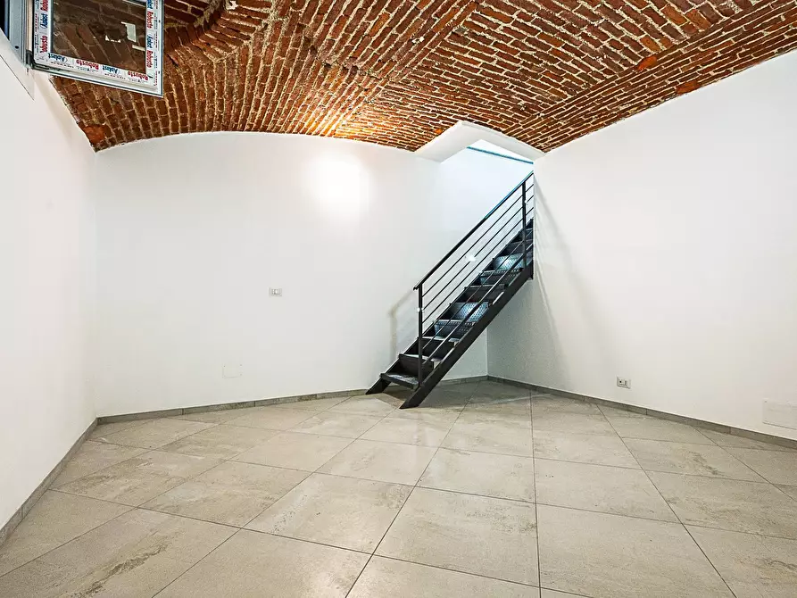 Immagine 31 di Loft/Open space in vendita  in Via Vincenzo Bellini 6 a Torino